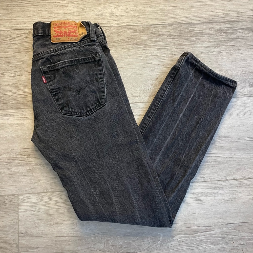 Levi's Men's Dark Gray Straight Jeans